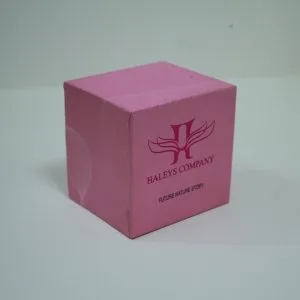 Hộp đựng mỹ phẩm hình vuông màu hồng