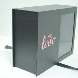 Hợp đựng quà màu đen With Love