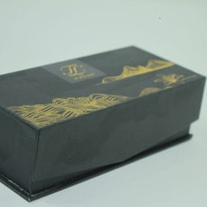 Hộp cứng cao cấp màu đen Lý Gia Cát 5 xuong in hop qua tet gia reIMG 3080 20201225 1852561