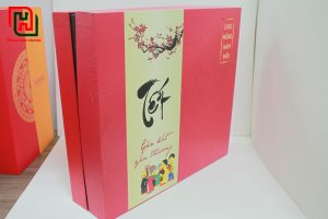 Mách bạn những xưởng sản xuất hộp đựng quà tết giá rẻ cho công ty 9 Hộp quà tết đẹp