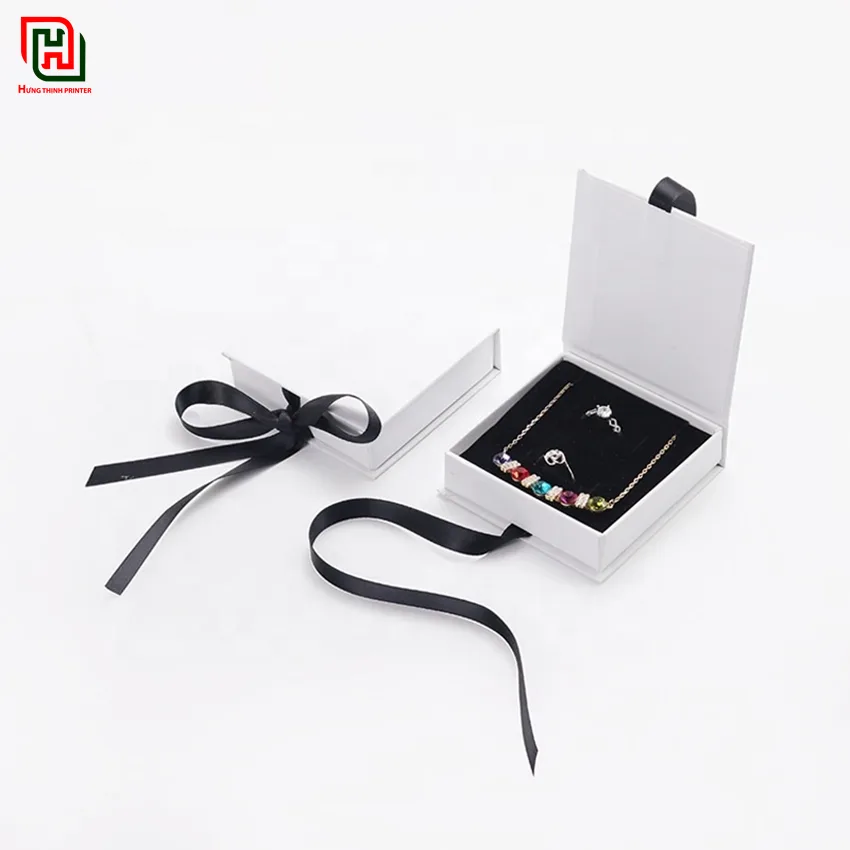 Hộp cứng cao cấp giá rẻ