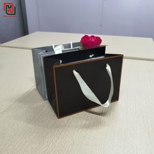 Túi giấy xi măng Sapa Charm Hotel #16 21 Túi giấy đựng quà đẹp giá rẻ