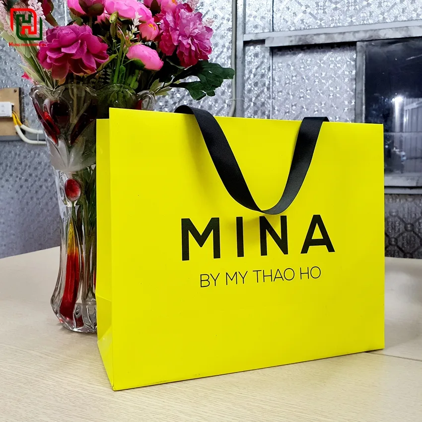 Túi giấy đựng quà đẹp giá rẻ