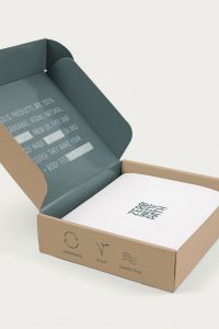 Hộp đựng quần áo làm quà tặng sang xịn mịn 5 Zero Waste Sustainable Branding Creative Wilderness