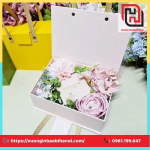 Alternative view of Hộp đựng quà 8/3 tay xách - CC08