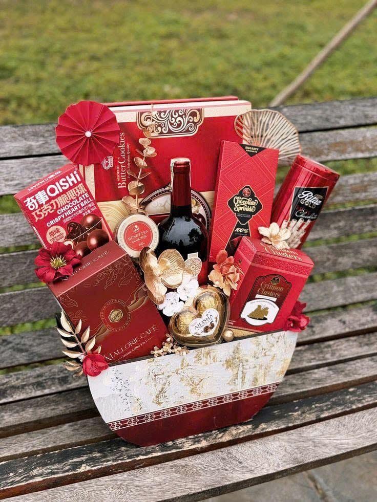 Chất liệu làm khay thuyền đựng quà Tết phổ biến 3 597936696 1577184034413400 4082701520524121704 n